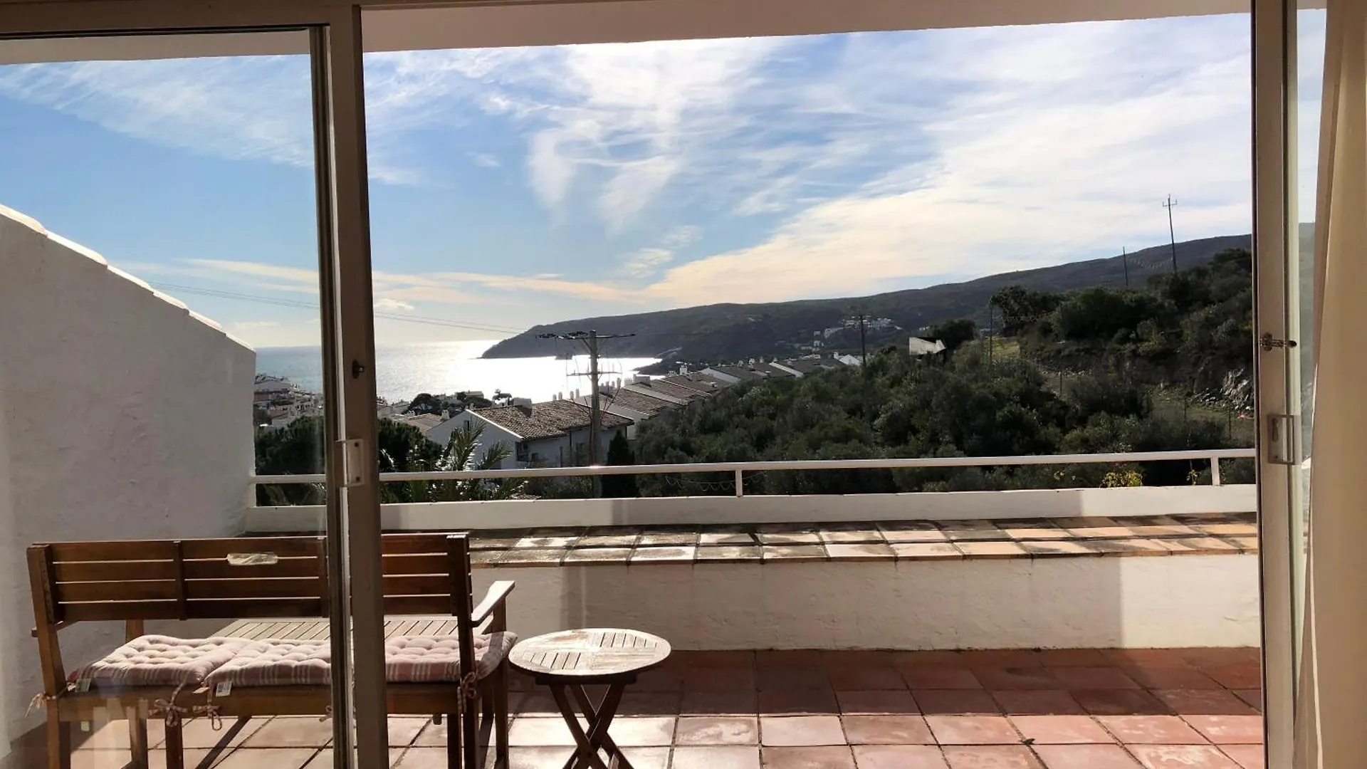 Juliette - Apartment With Sea-View , Parking, Swimming-Pool Cadaques