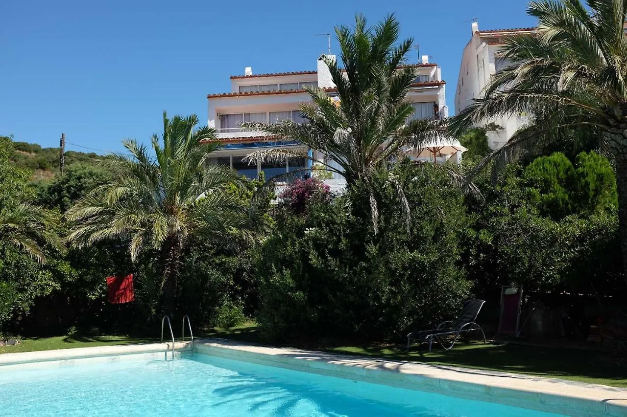 Juliette - Apartment With Sea-View , Parking, Swimming-Pool Cadaques Spain