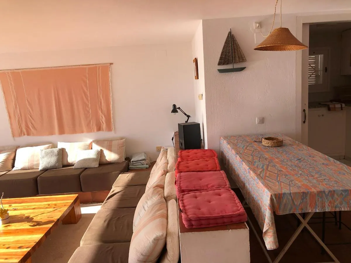 Juliette - Apartment With Sea-View , Parking, Swimming-Pool Cadaques